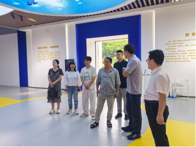 云南红语花卉李云宝总经理一行来陕农大芍药产业研发中心考察交流